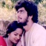 Nadhiyil Aadum Song Lyrics