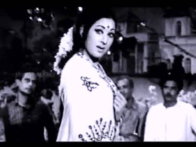 Alamelu Mangai Aruge Song Lyrics - Thaaliya Salangaiya - 1977 Film