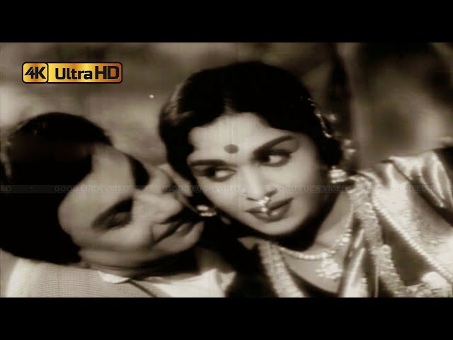 Idhayathai Andha Iraivan Song Lyrics